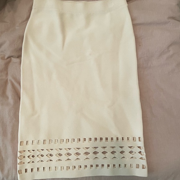 NWOT RACHEL ROY Cut Out Sweater Skirt - Picture 9 of 9